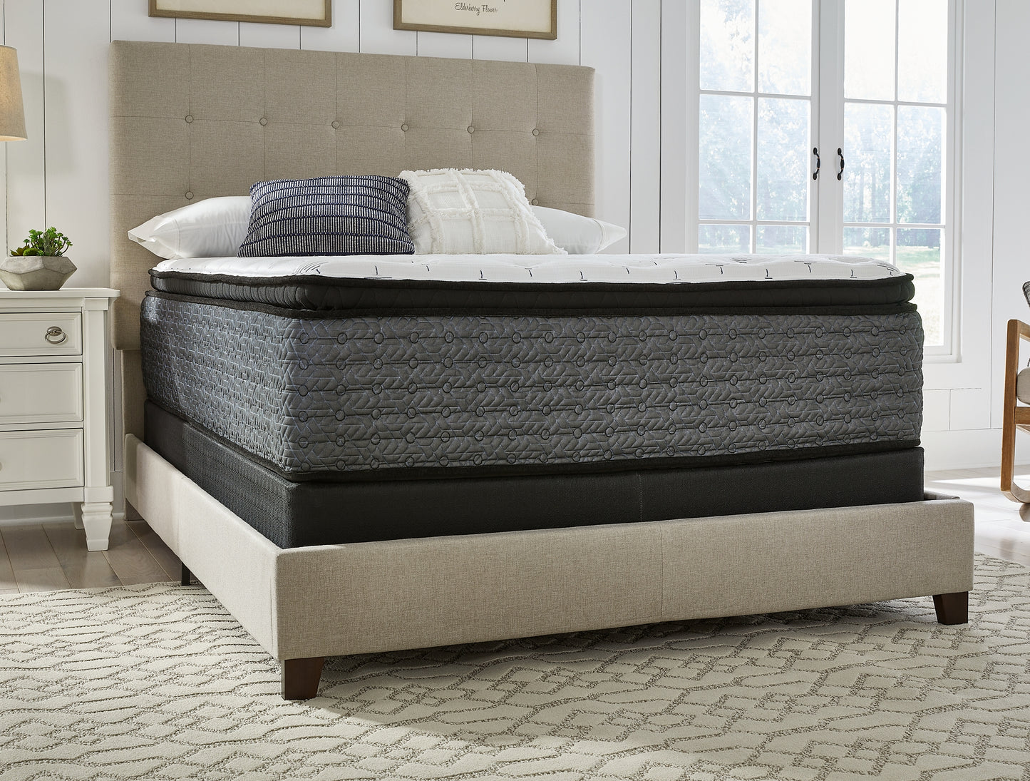 Ultra Luxury Pt With Latex California  Mattress