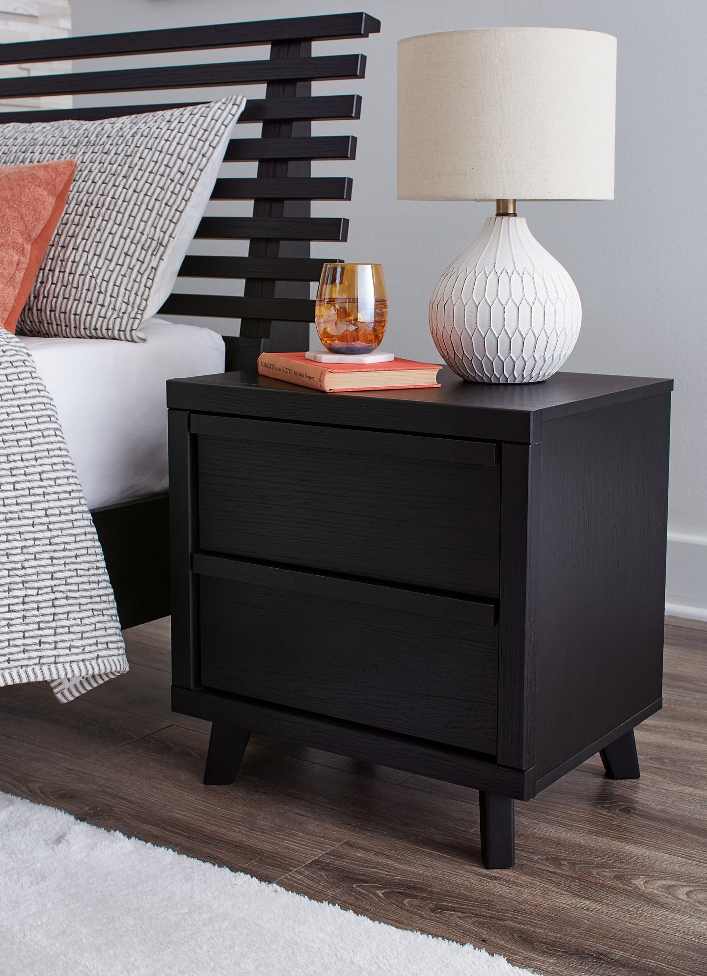 Danziar  Panel Headboard With Mirrored Dresser, Chest And Nightstand