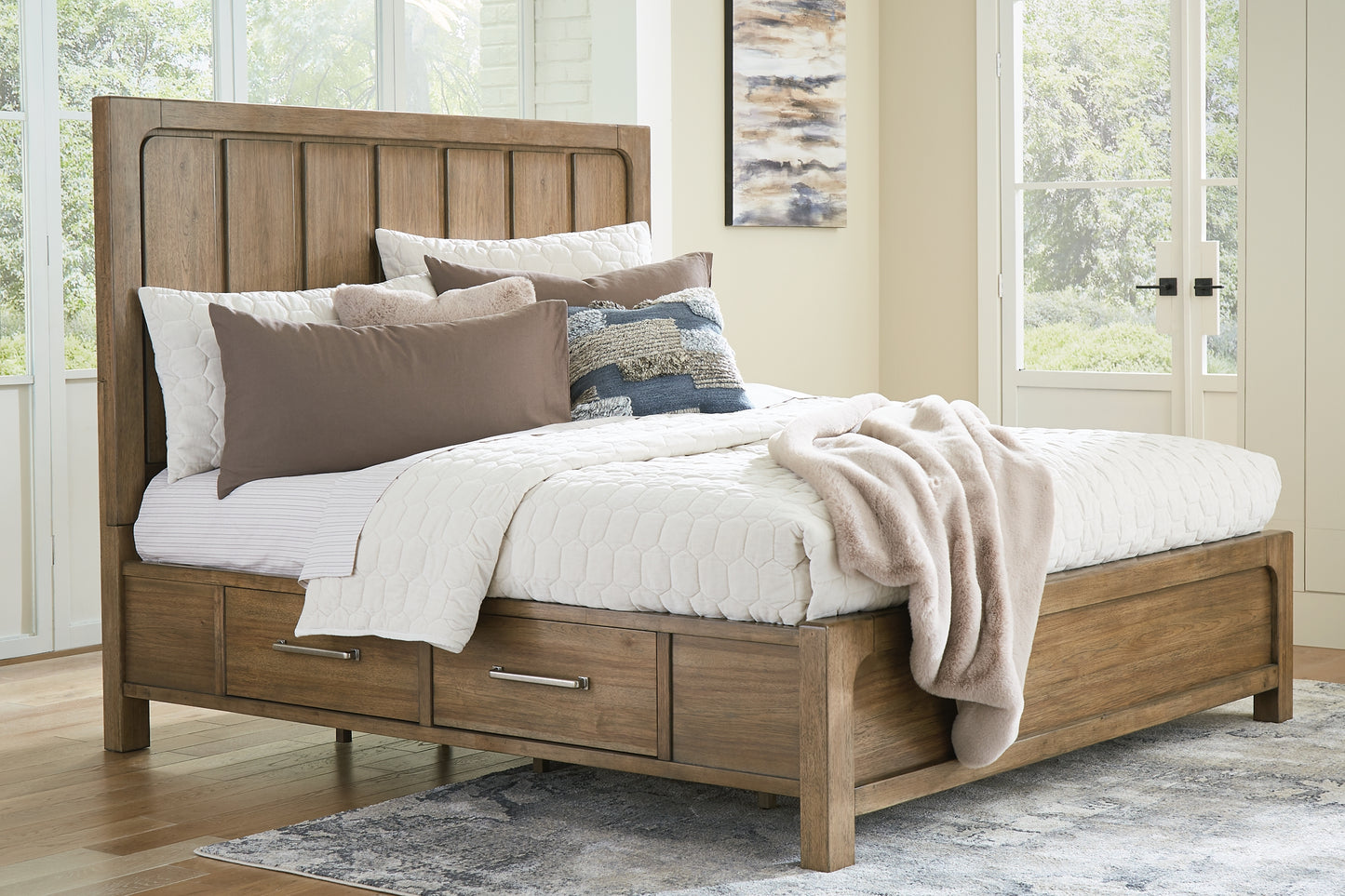 Cabalynn California  Panel Bed With Storage With Mirrored Dresser