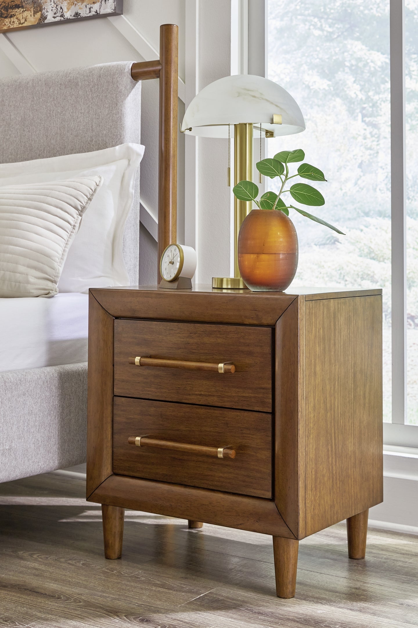 Lyncott California  Upholstered Bed With Mirrored Dresser And Nightstand