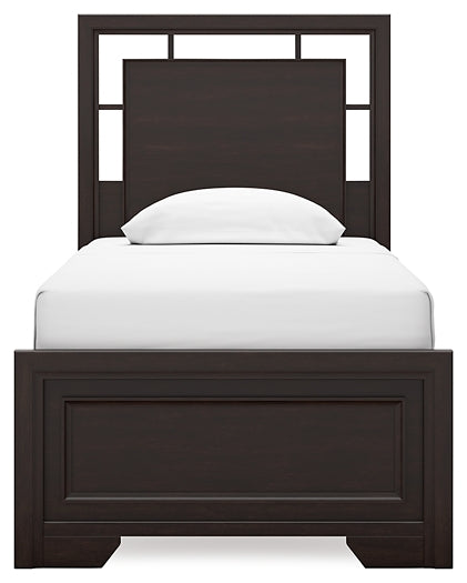 Covetown  Panel Bed With Mirrored Dresser, Chest And Nightstand