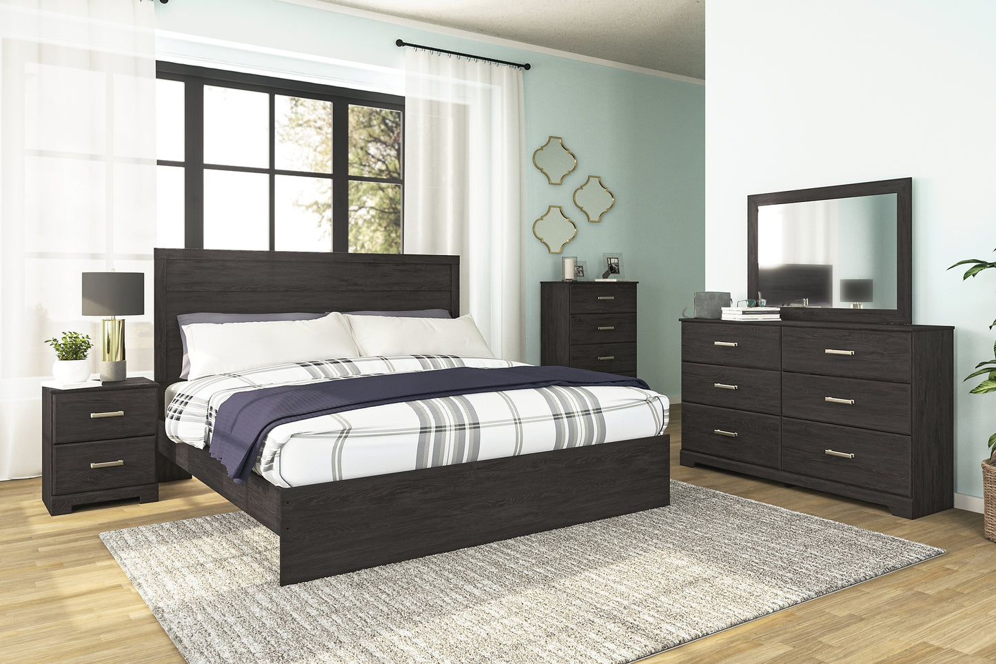 Belachime  Panel Bed With Mirrored Dresser, Chest And 2 Nightstands