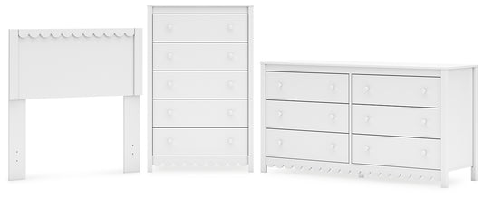 Hallityn  Panel Headboard With Dresser And Chest