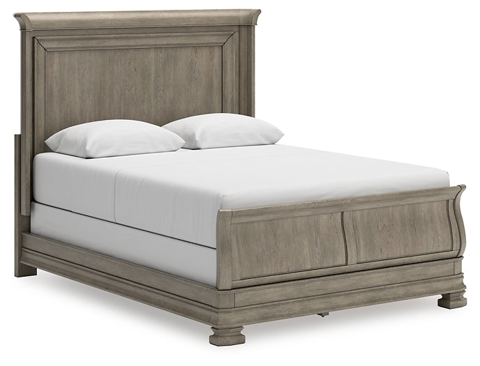 Lexorne  Sleigh Bed With Mirrored Dresser