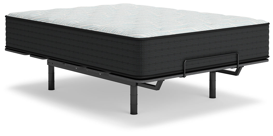 Palisades Plush Queen Mattress