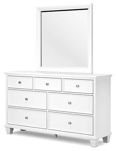 Fortman  Panel Bed With Mirrored Dresser, Chest And 2 Nightstands