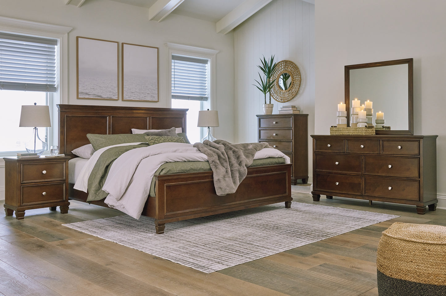 Danabrin  Panel Bed With Mirrored Dresser, Chest And Nightstand